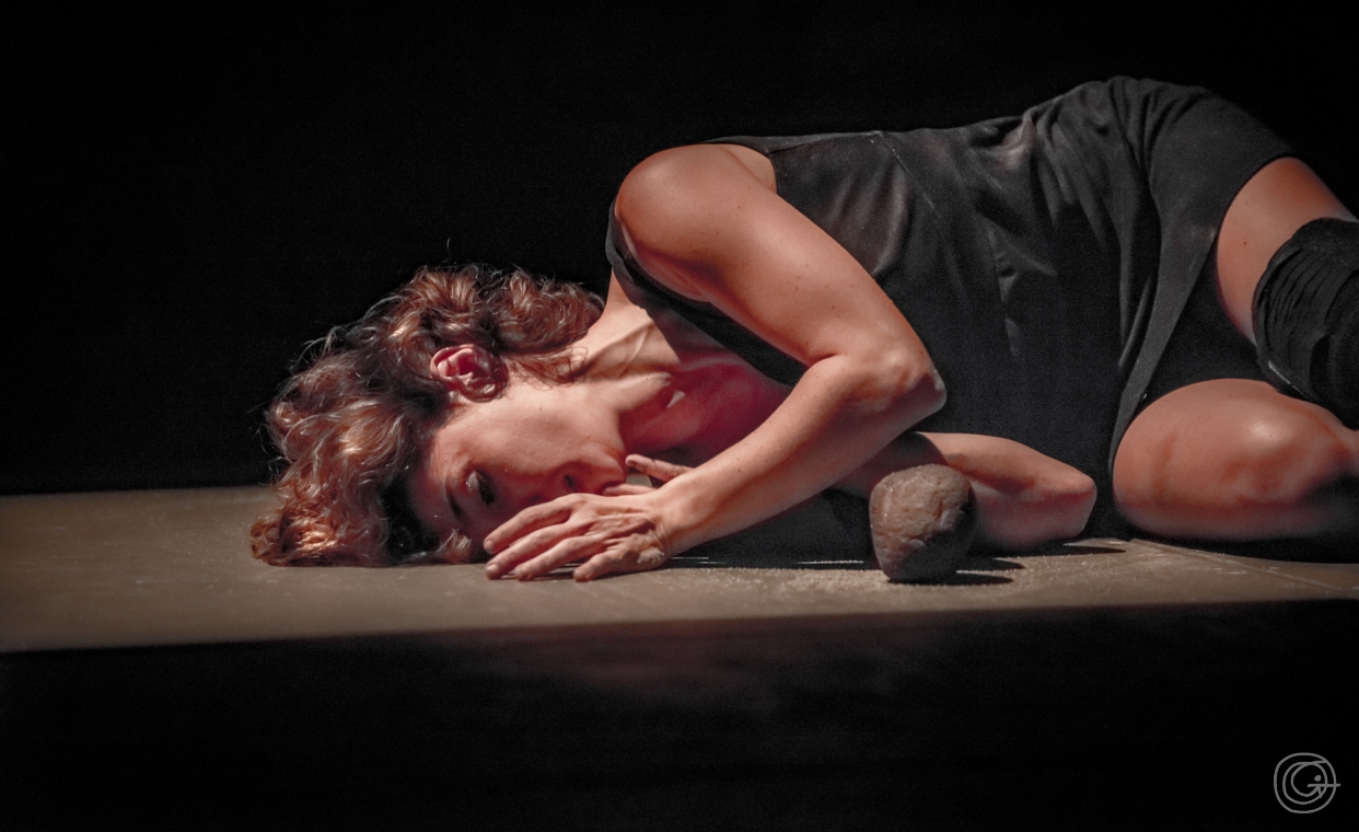 Armine, Sister, photo Maciej Zakrzewski